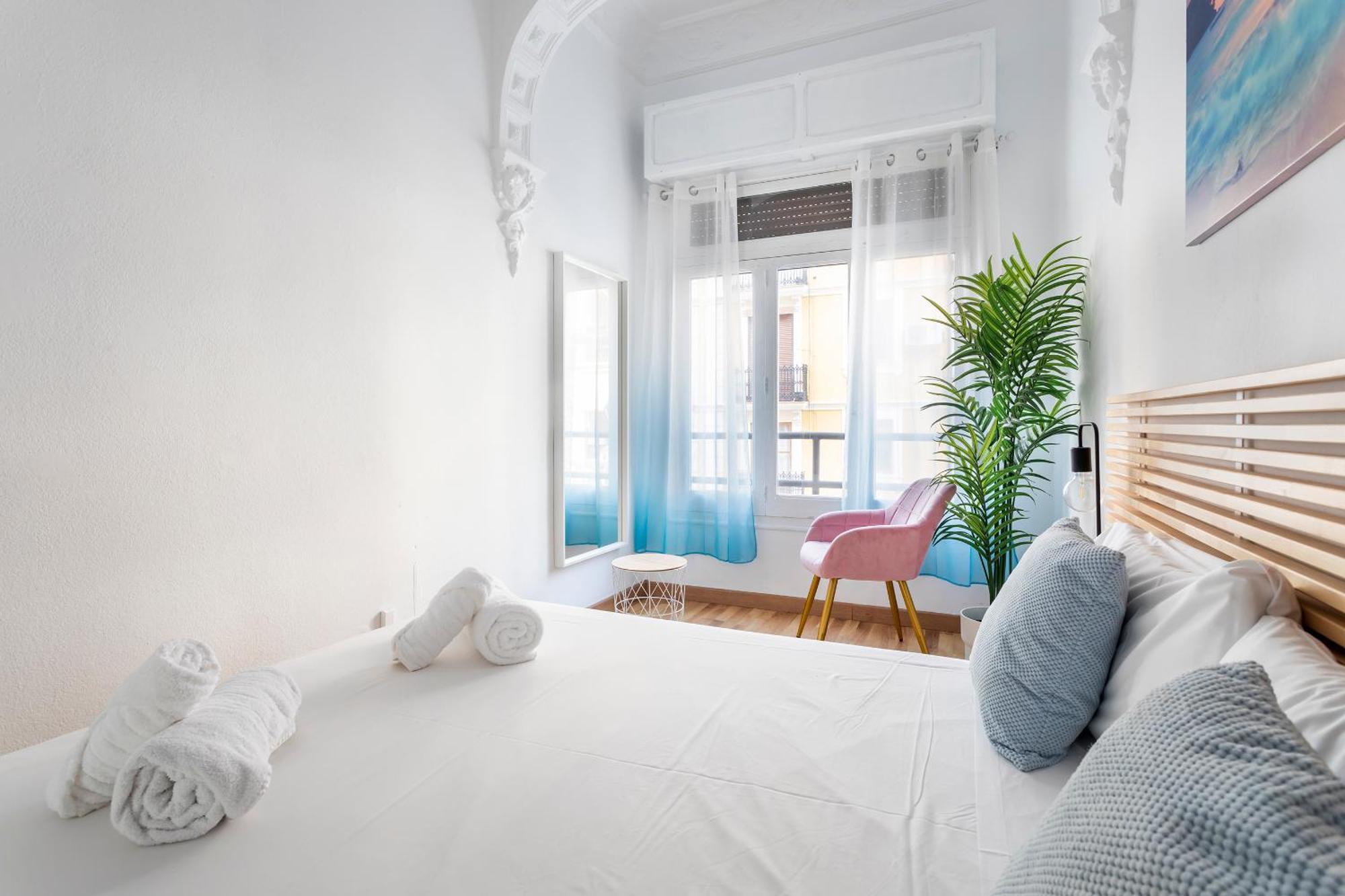 Appartement Convento, Amazing Flat With Terrace 1 à Valence Extérieur photo